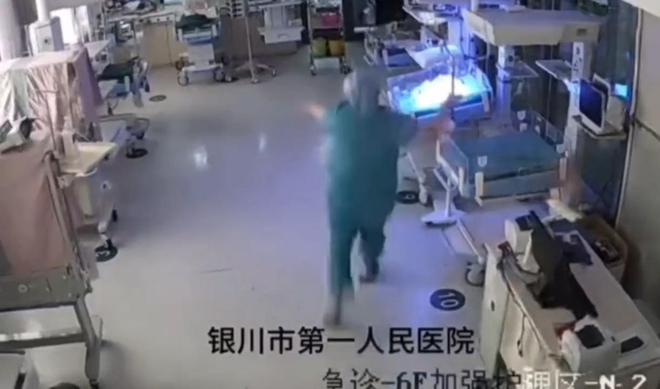 后续来了！网友表示：这嘉奖是不是低了开元棋牌试玩地震中高中生背起同学逃生(图10)