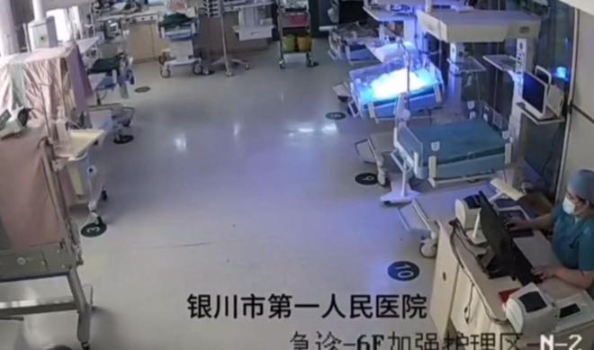 后续来了！网友表示：这嘉奖是不是低了开元棋牌试玩地震中高中生背起同学逃生(图15)