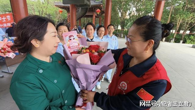 致敬白衣天使凝聚社会温情开元棋牌试玩沈阳爱心企业(图5)