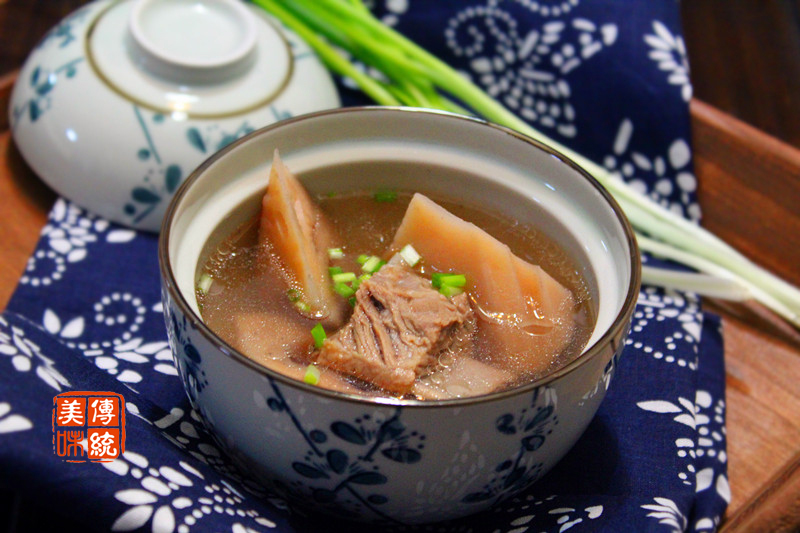 食材放锅里一键即成秋天干燥要多喝汤开元棋牌试玩6道用电饭锅炖的汤把(图7)