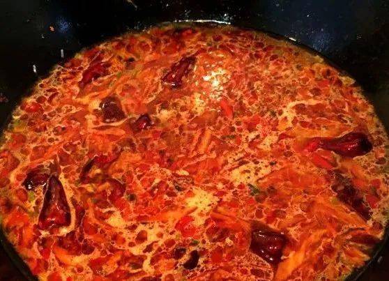 味十足做法简单好吃又过瘾！开元棋牌网站自制麻辣烫！香(图2)