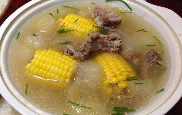 三道炖汤推荐一键开关秋天要多来两碗ky开元棋牌你会用电饭煲炖哪些汤(图3)